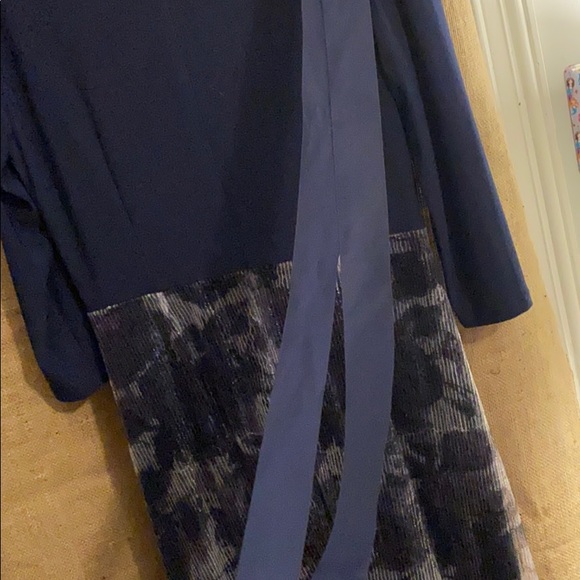 Leslie Fay Navy sequined 💿 evening dress! Perfect for WEDDING💍 season 💙 or Prom! - Picture 7 of 9